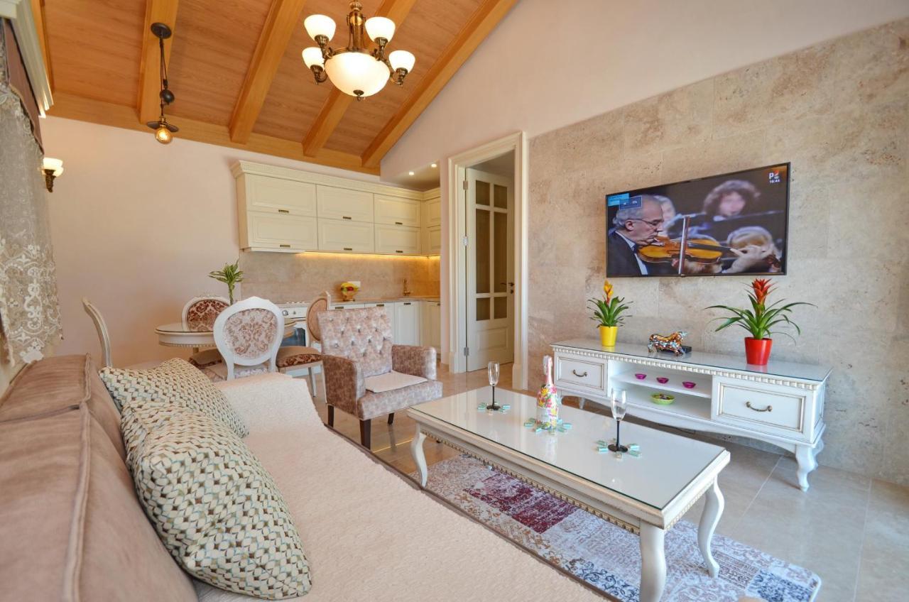 Leut Stone Residence Tivat Exterior foto