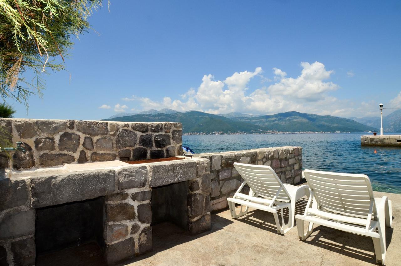 Leut Stone Residence Tivat Exterior foto